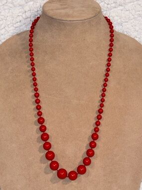 Vintage Red Lucite Graduated Bead Necklace Retro Mod Mid Century Classic